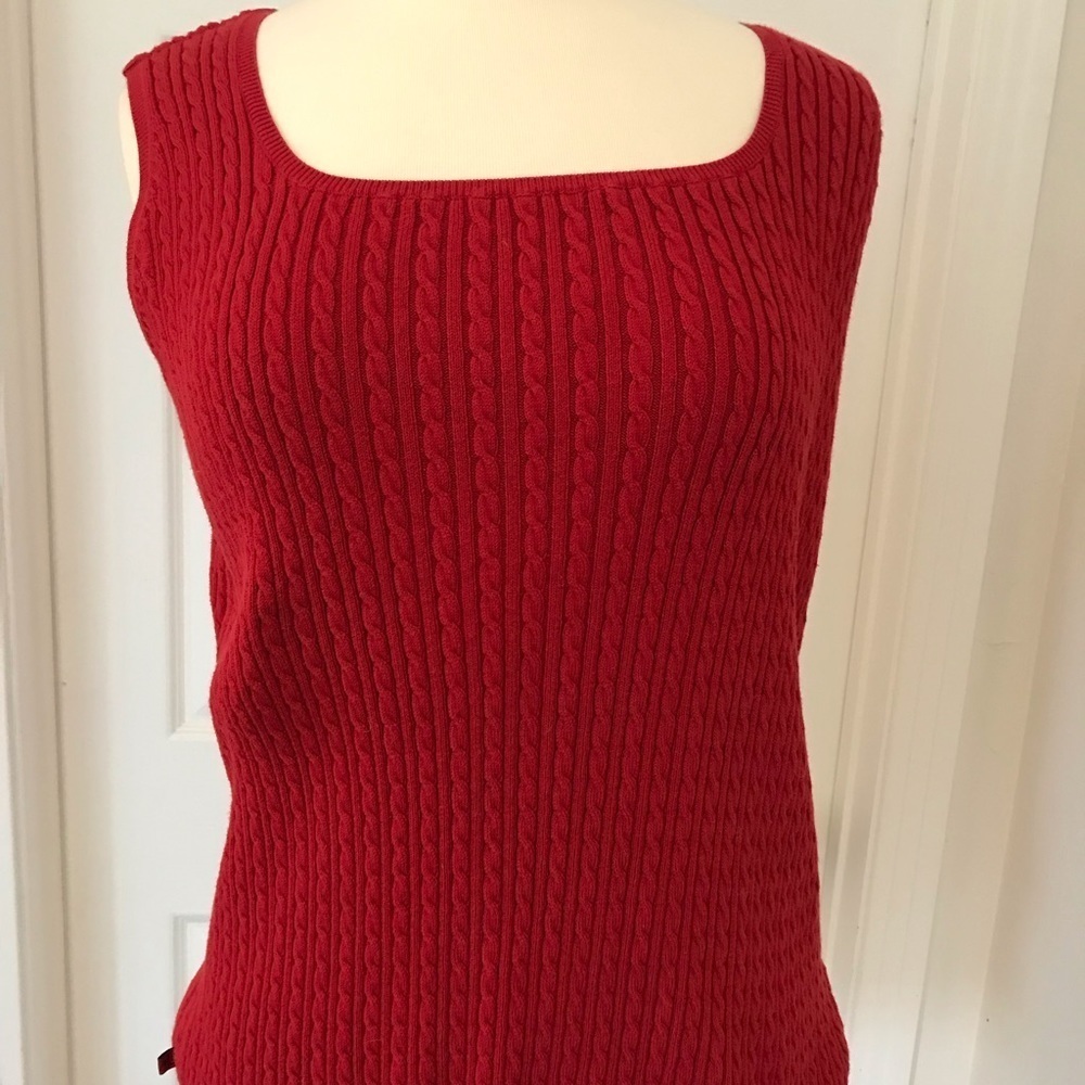 Sleeveless sweater